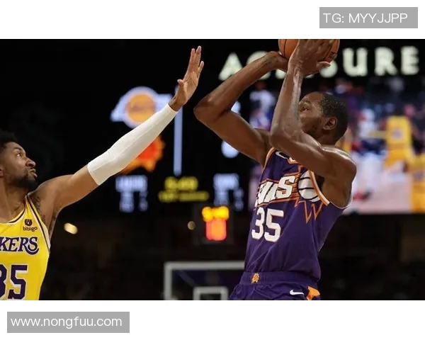 2006年11月湖人与太阳的激烈对决回顾与精彩瞬间分析